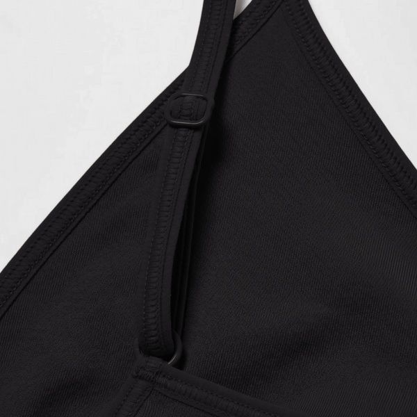 Бюстгальтер без косточек UNIQLO 636261932 с мягкими чашками 636261932 фото
