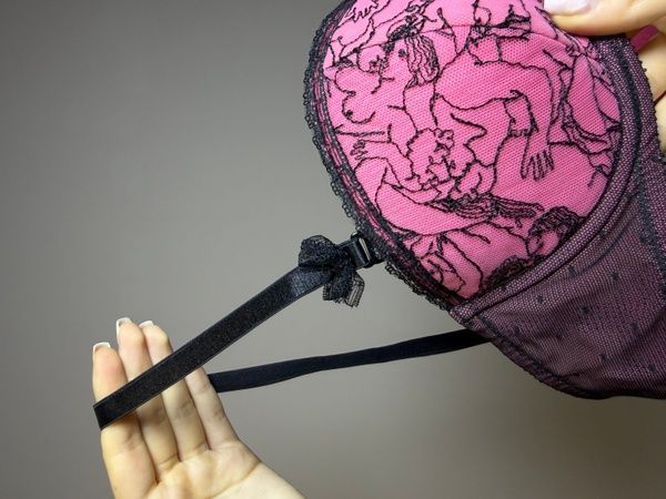 Бюстгальтер с формованными чашками Milavitsa 77535 с кружевом 77535_чорний з полунич фото