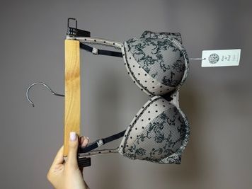 Бюстгальтер со съемными бретелями Rose & Petal RP8161 на косточках RP8161_рожево-бежовий фото