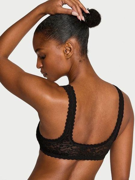 Комплект белья Victoria's Secret 660499678 бралетт и трусы танга 660499678 фото